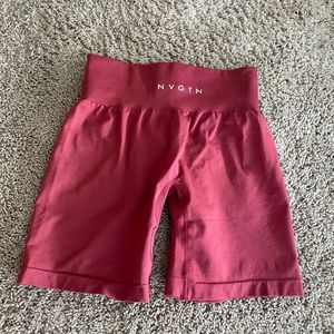 NWT NVGTN Carmine Solid Seamless Shorts - S